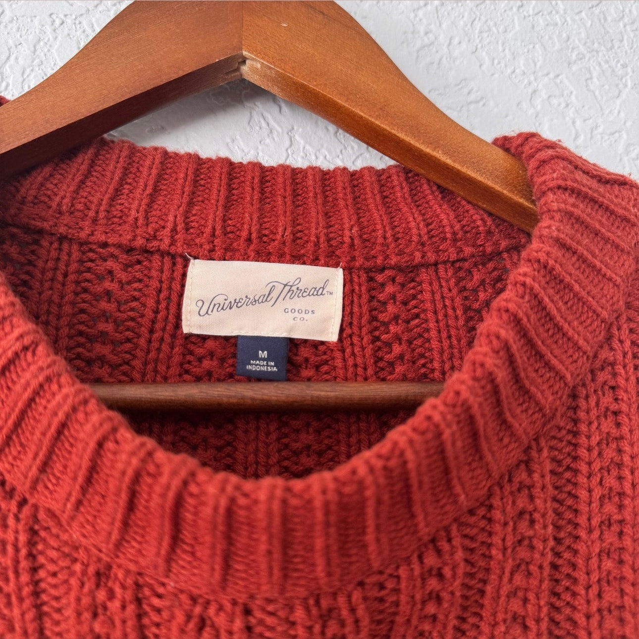 Universal Thread Red Knit Long Sleeve Sweater Size Medium