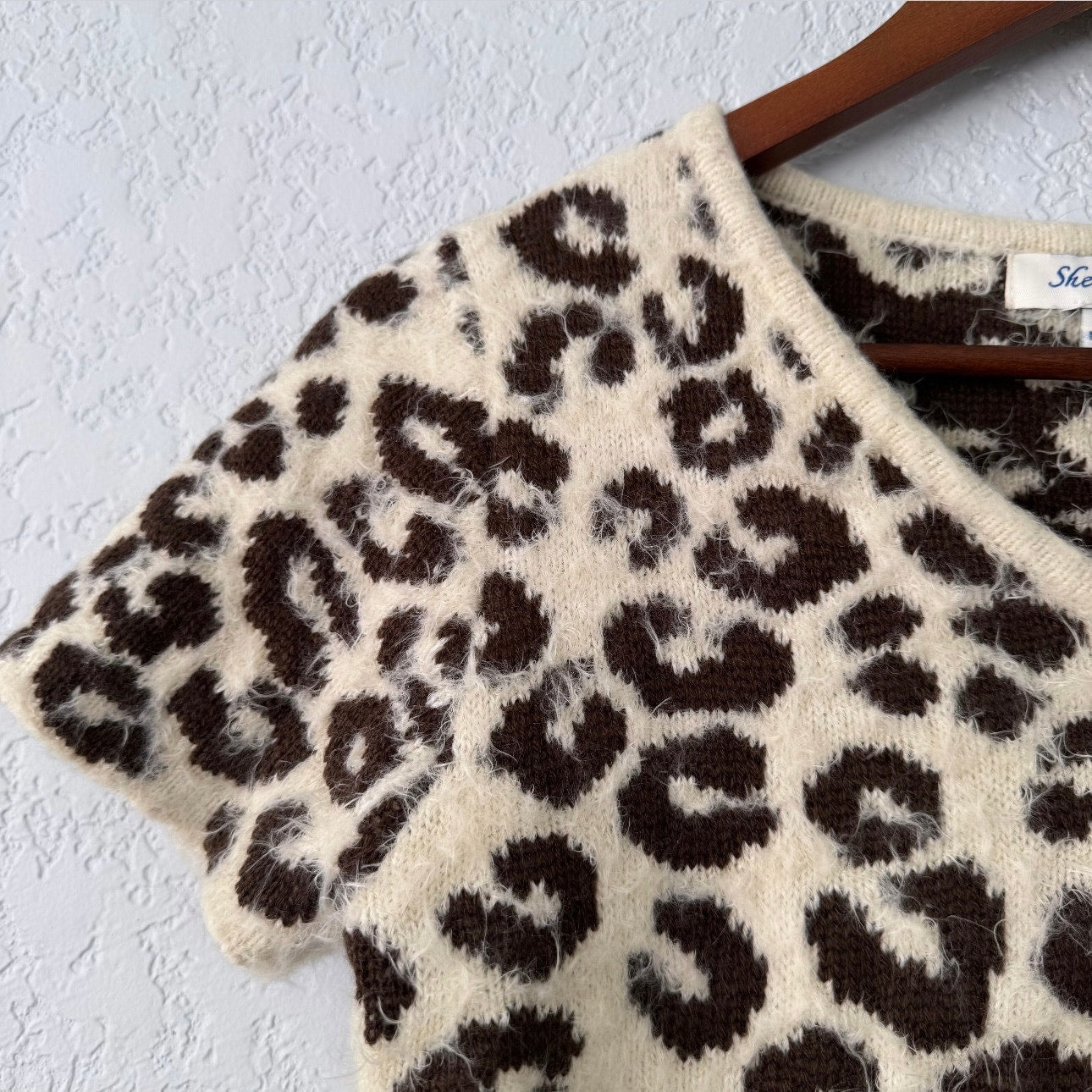 She + Sky Fuzzy Leopard Print Short Sleeve Crop Top