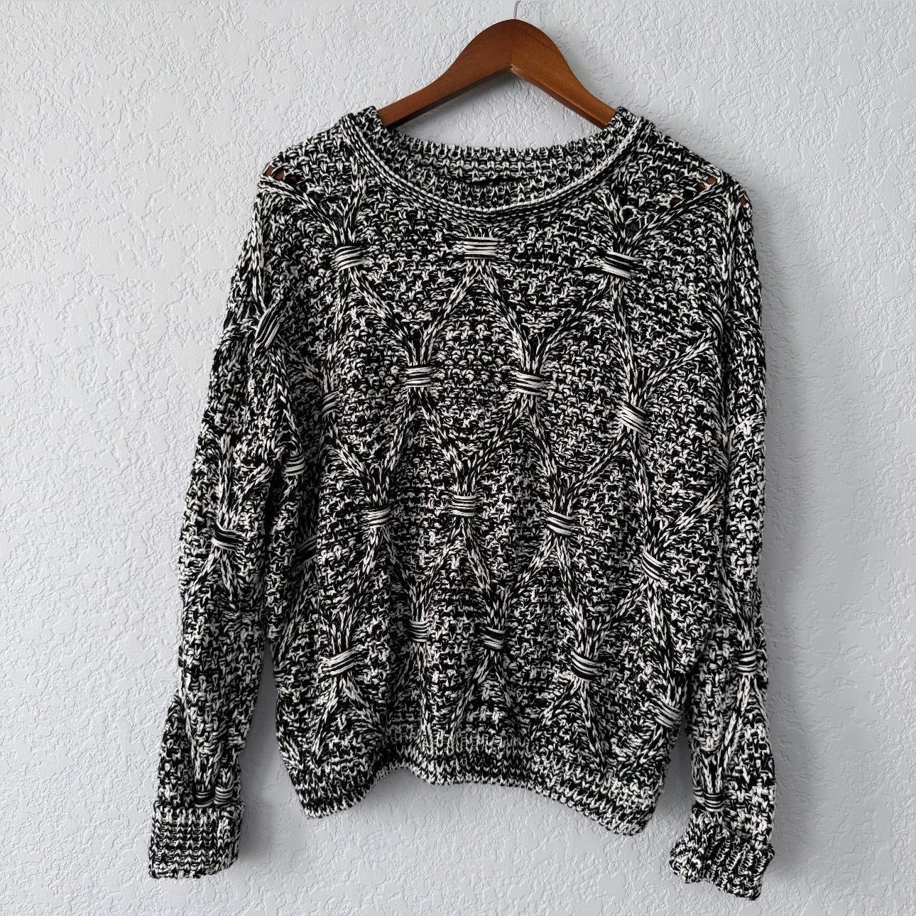 Elan Loose Knit Long Sleeve Sweater