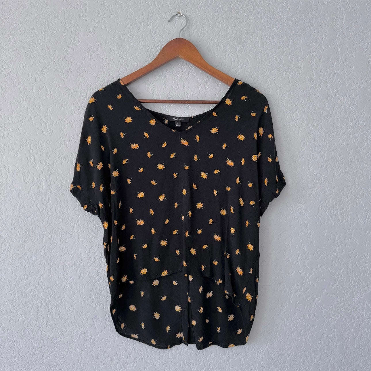 madwell french daisies print drapey v-neck button-back blouse