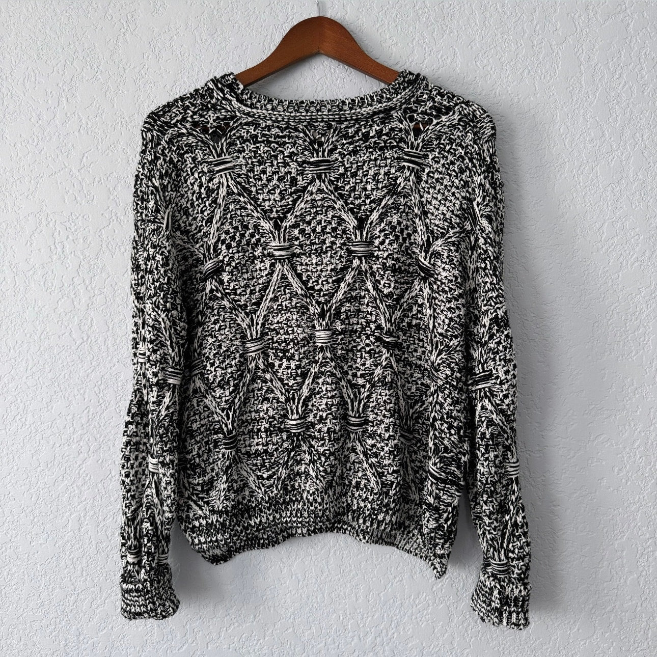 Elan Loose Knit Long Sleeve Sweater
