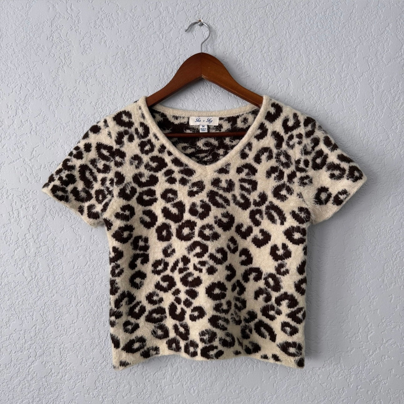 She + Sky Fuzzy Leopard Print Short Sleeve Crop Top