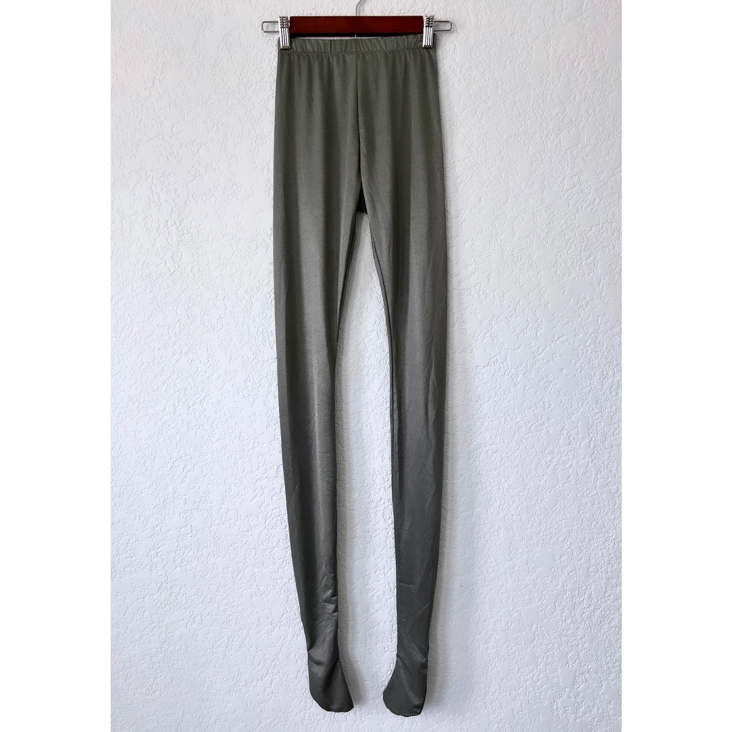 Skims Thunder Footed Leggings