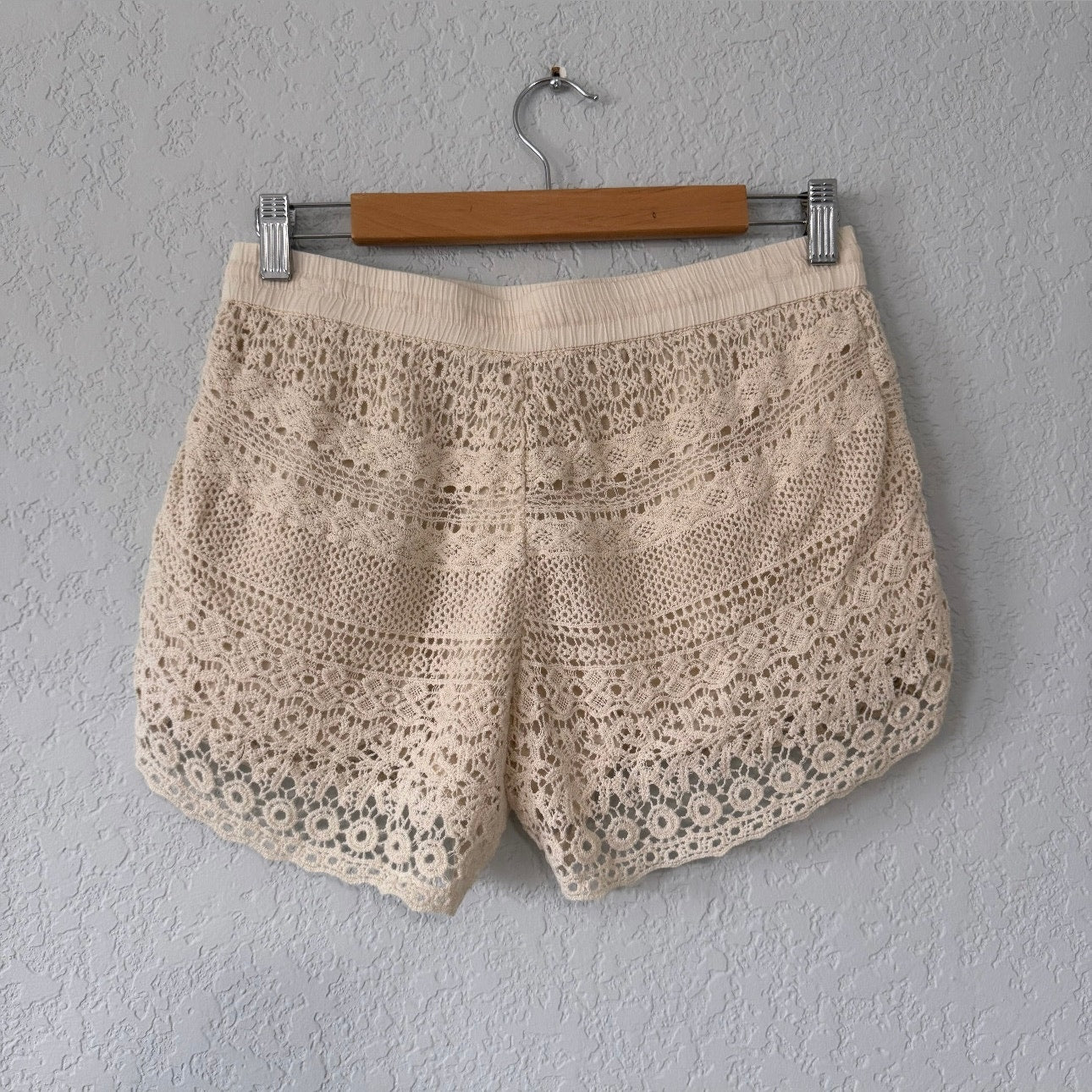Solitaire Crochet Casual Shorts