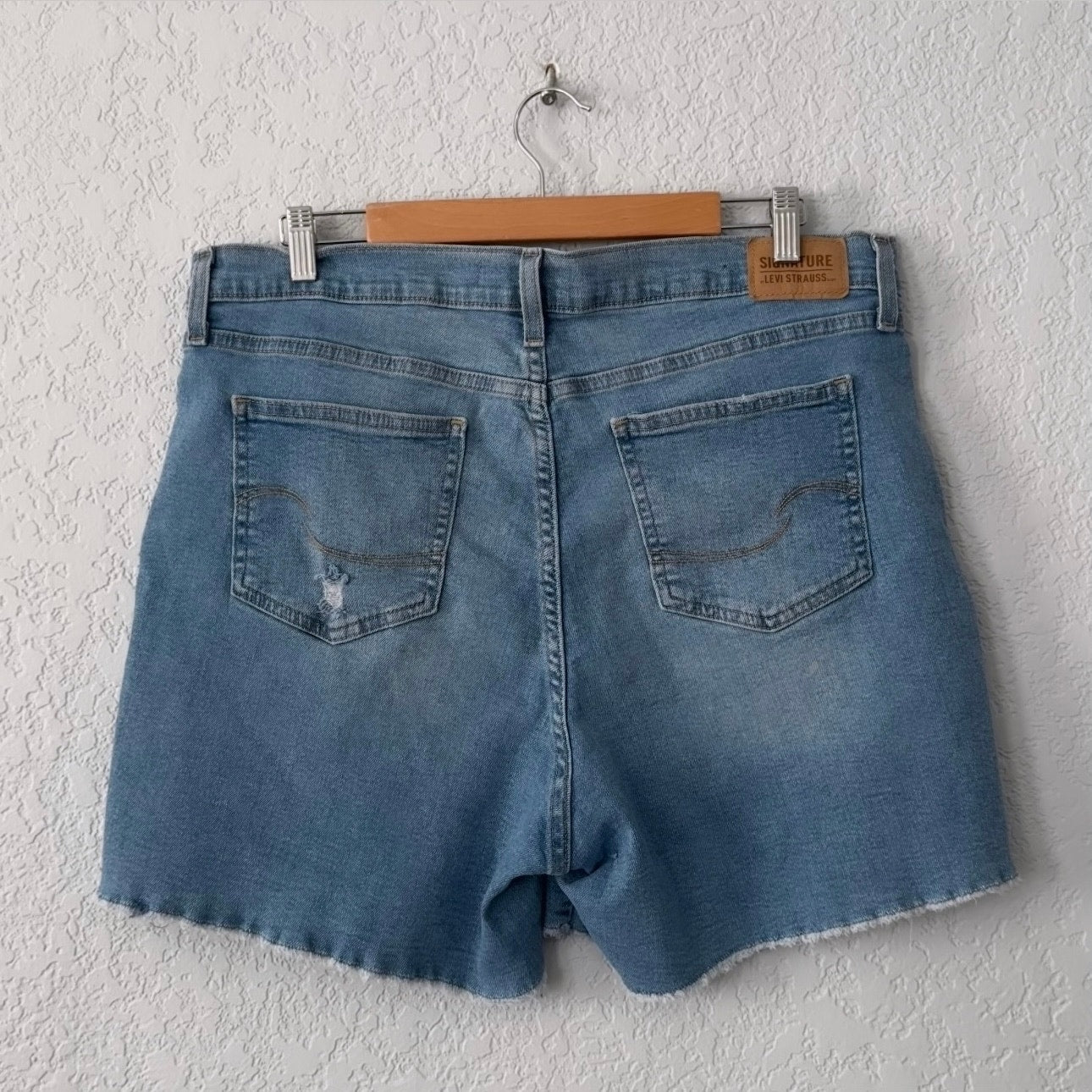 levi strauss light wash blue denim signature heritage high-rise shorts