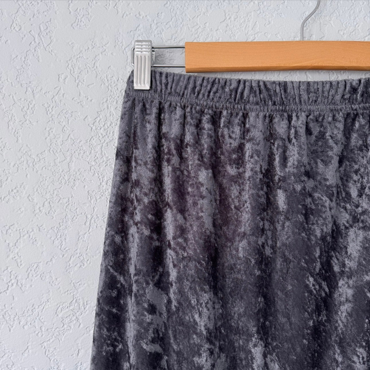 TR Bentley Plus Velour Maxi Skirt