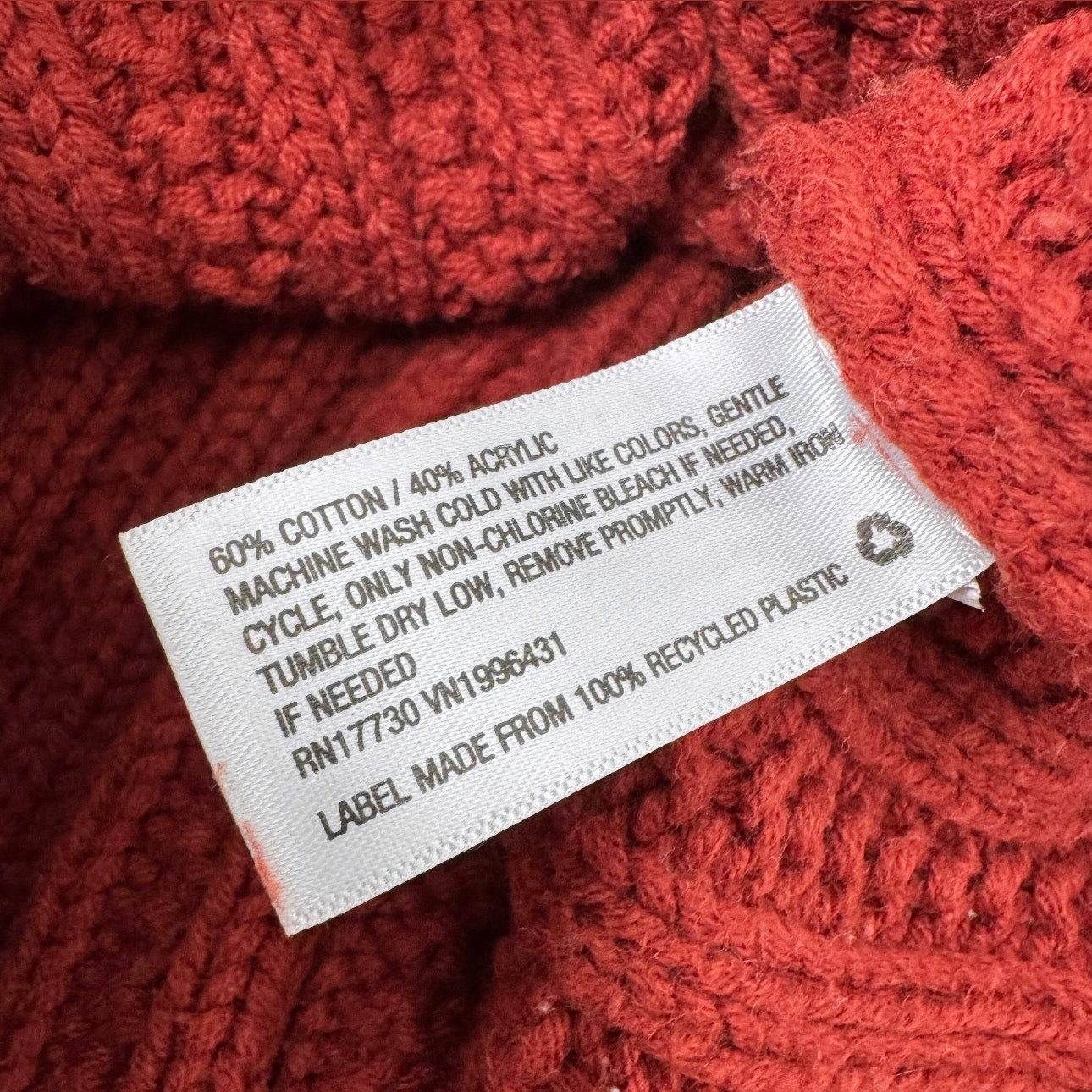 Universal Thread Red Knit Long Sleeve Sweater Size Medium