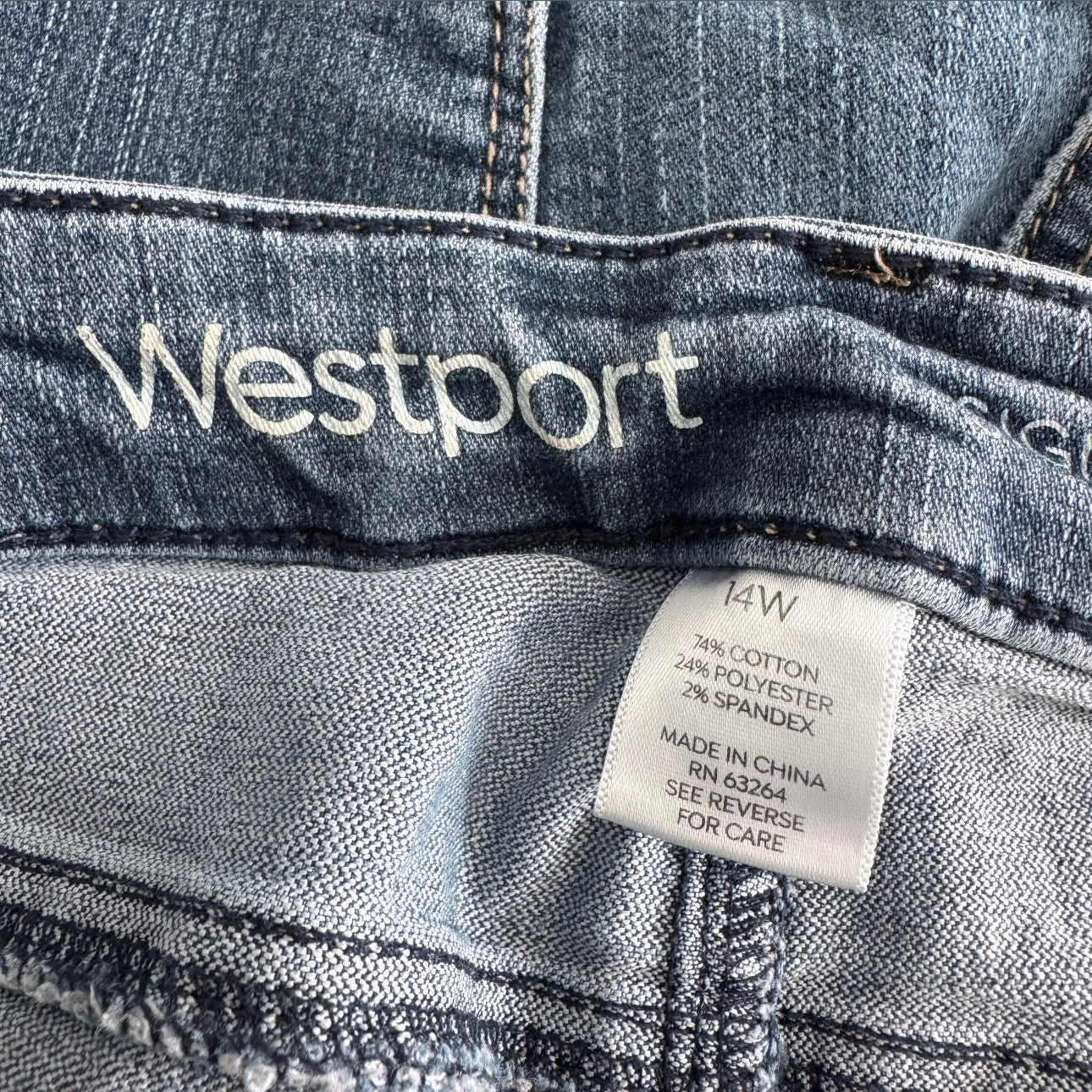 westport blue dark wash denim signature fit boyfriend jeans size 14
