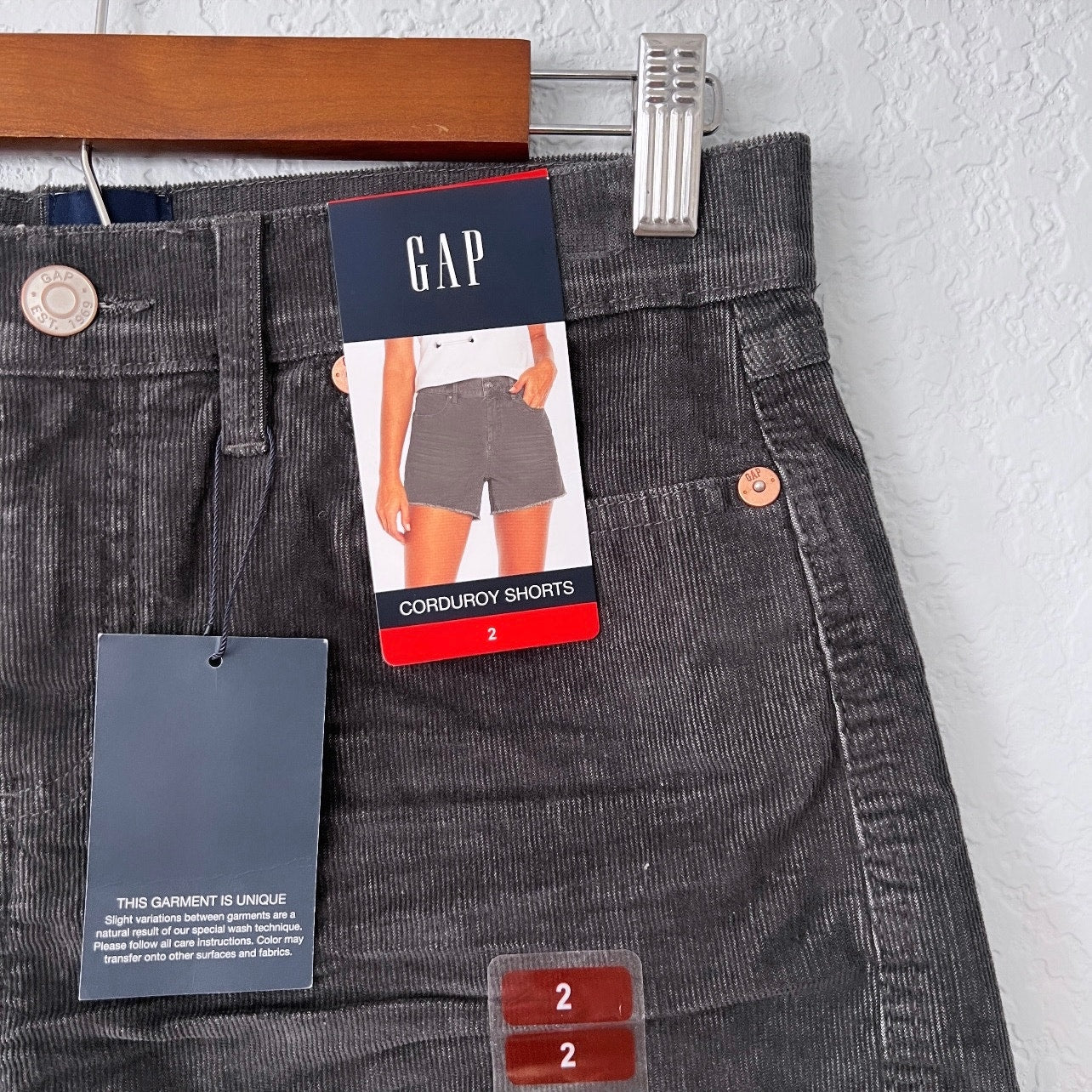 GAP raw hem corduroy shorts