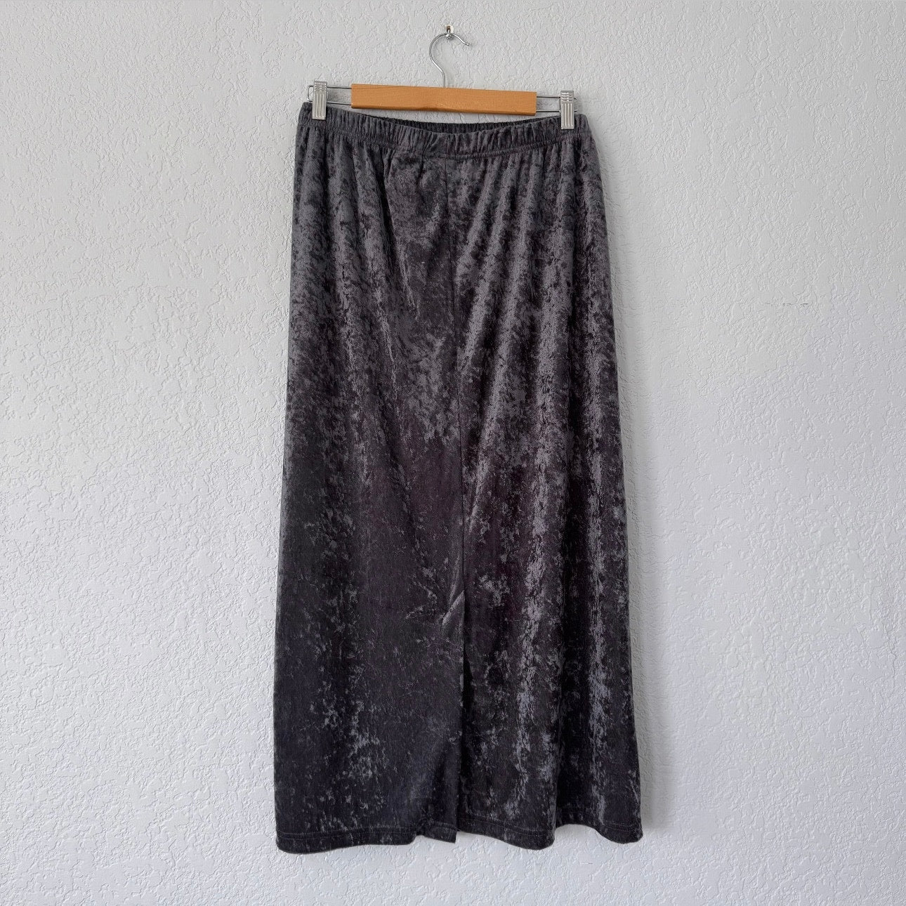 TR Bentley Plus Velour Maxi Skirt