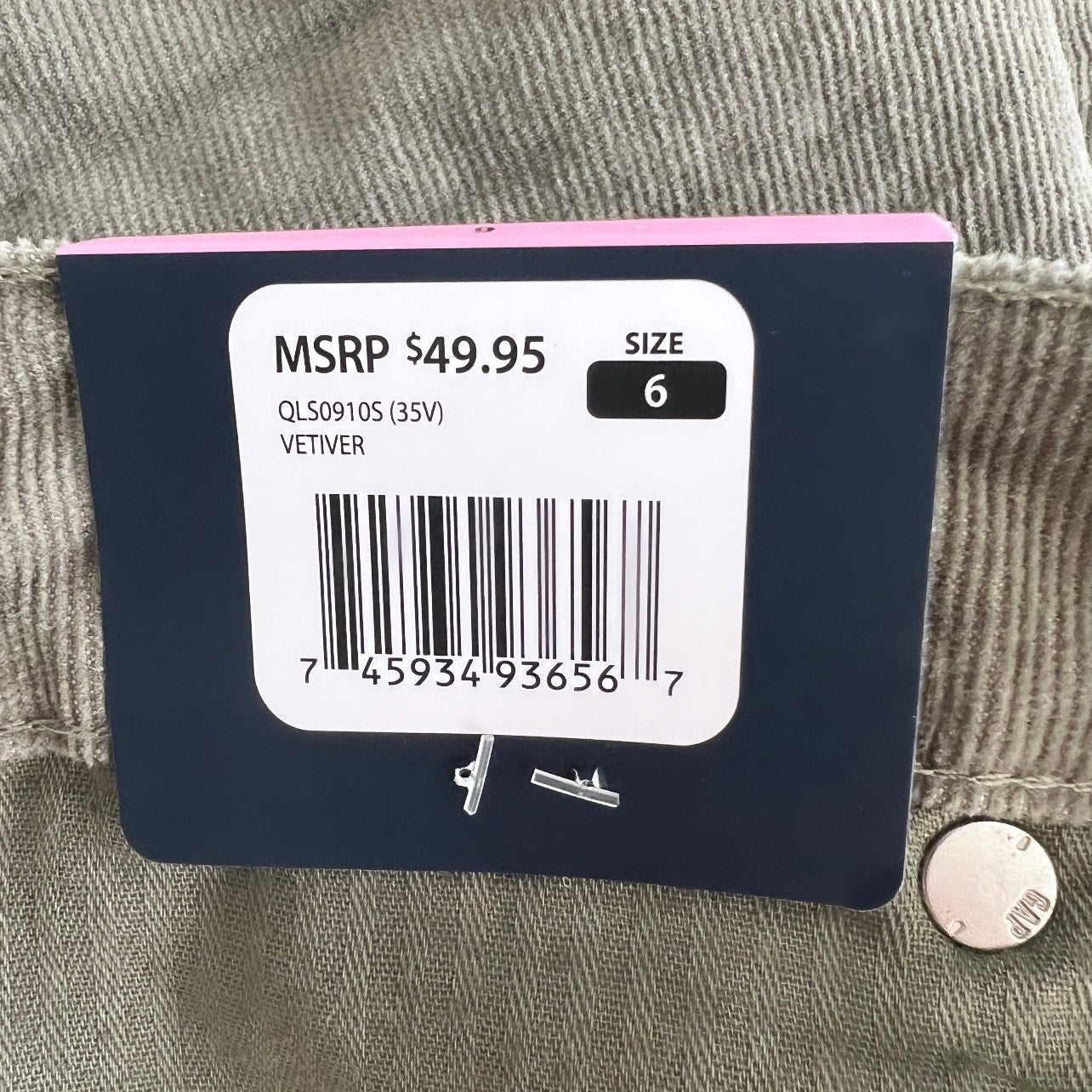 GAP raw hem courduroy shorts