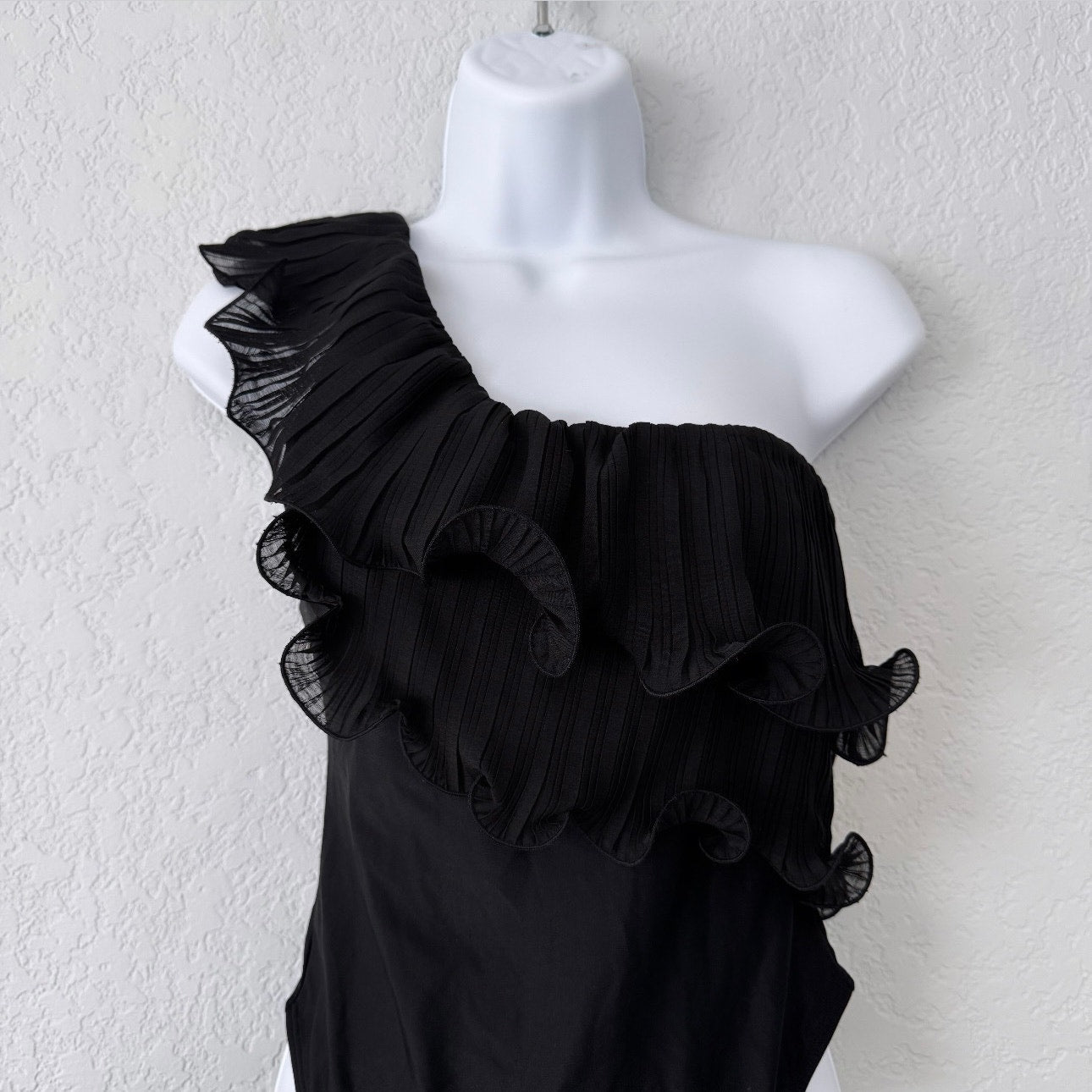 Anthropologie Black One Shoulder Ruffled Thong Bodysuit Size X-Small