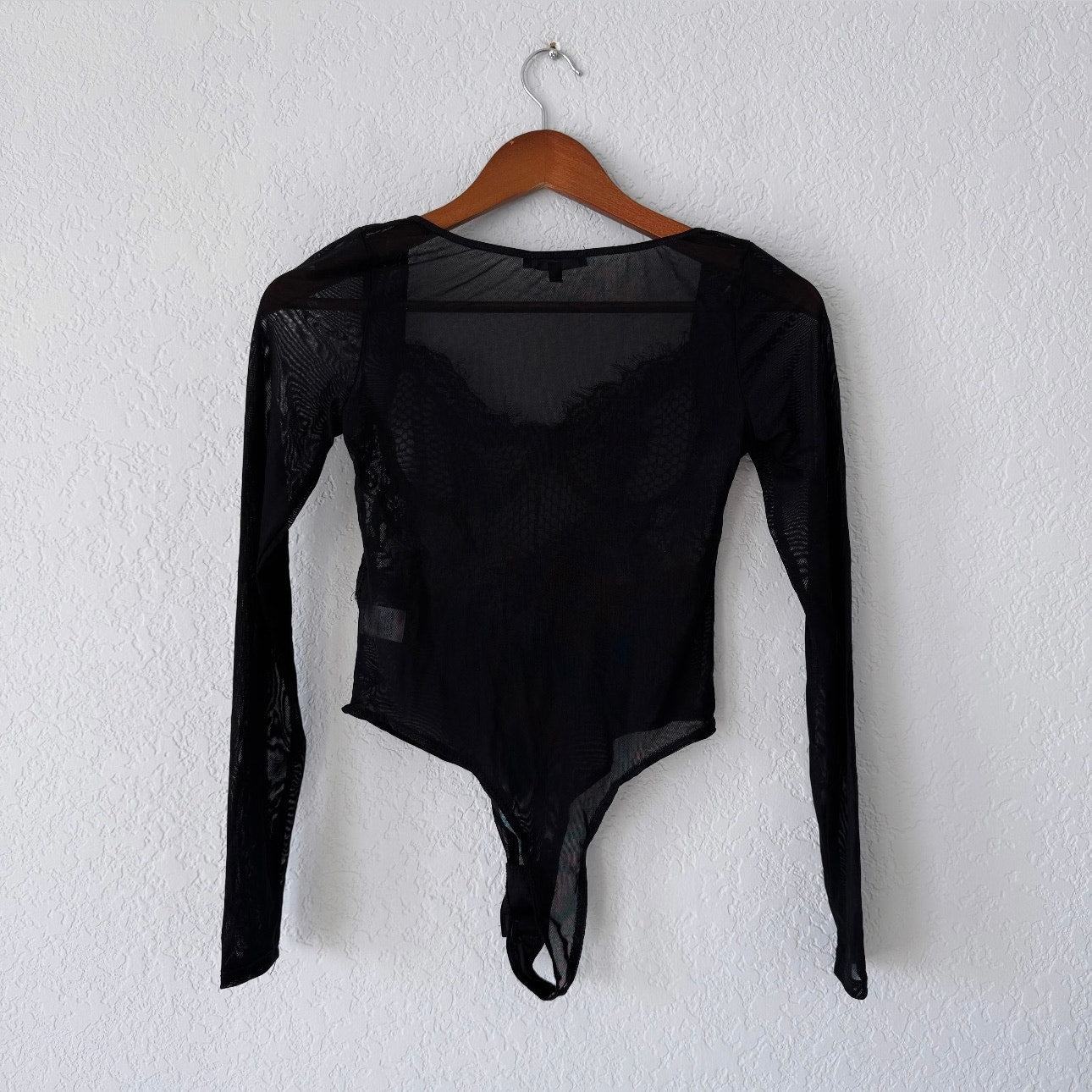 blashe black sheer lace long sleeve bodysuit size small