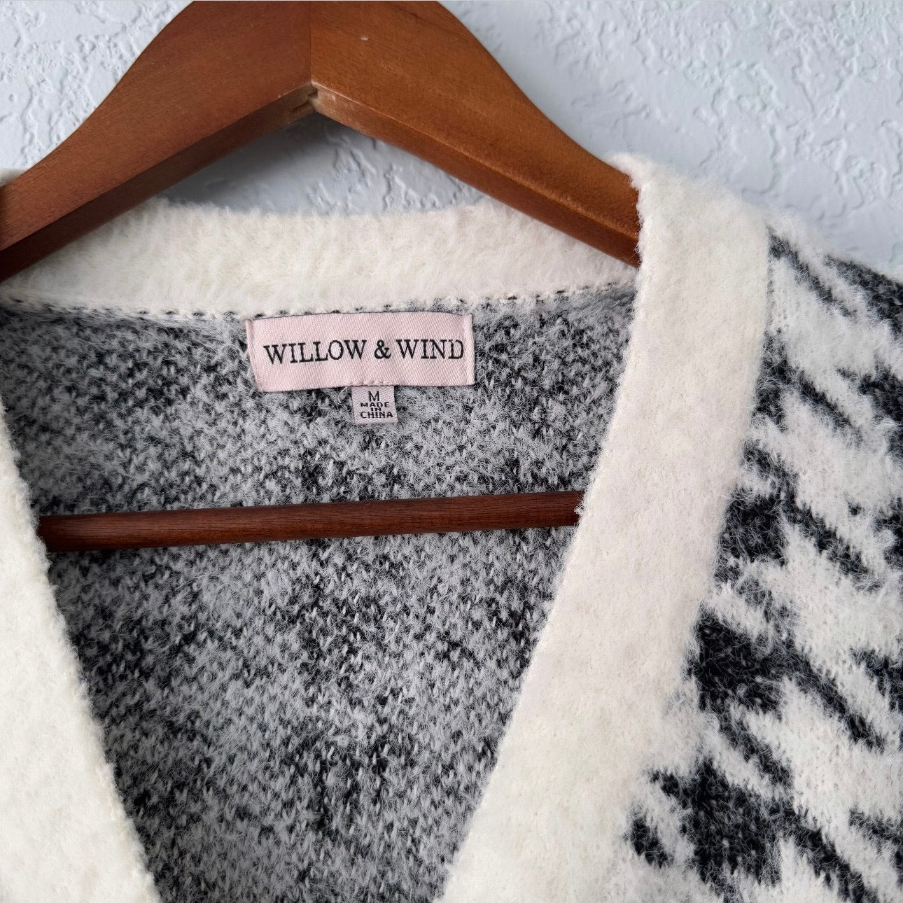 Willow & Wind Fuzzy Patterned Long Sleeve Button Up Sweater