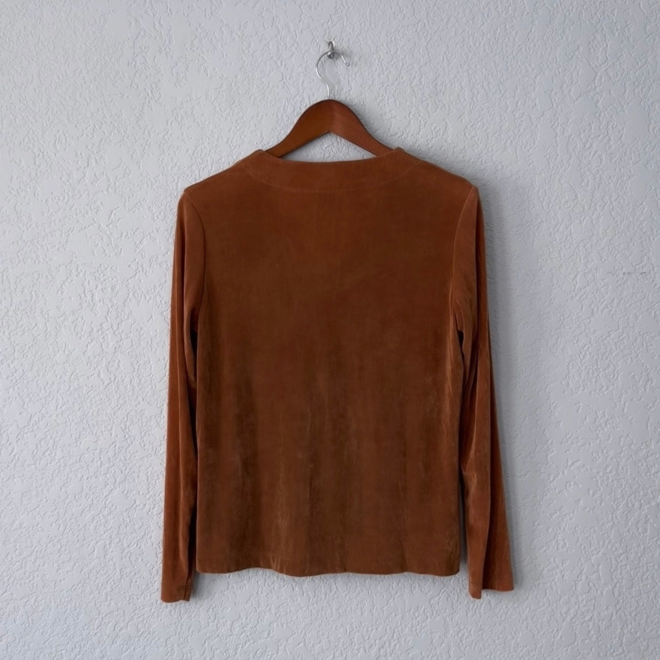 laura ashley vintage long sleeve single button sliky knit top