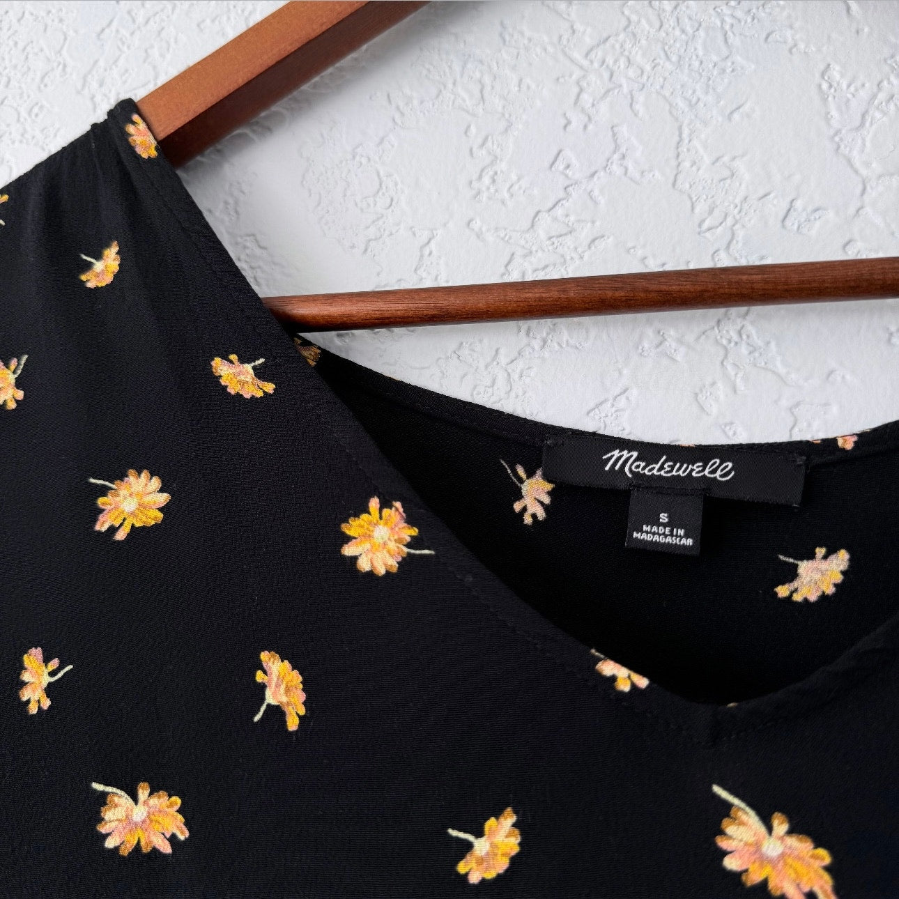 madwell french daisies print drapey v-neck button-back blouse